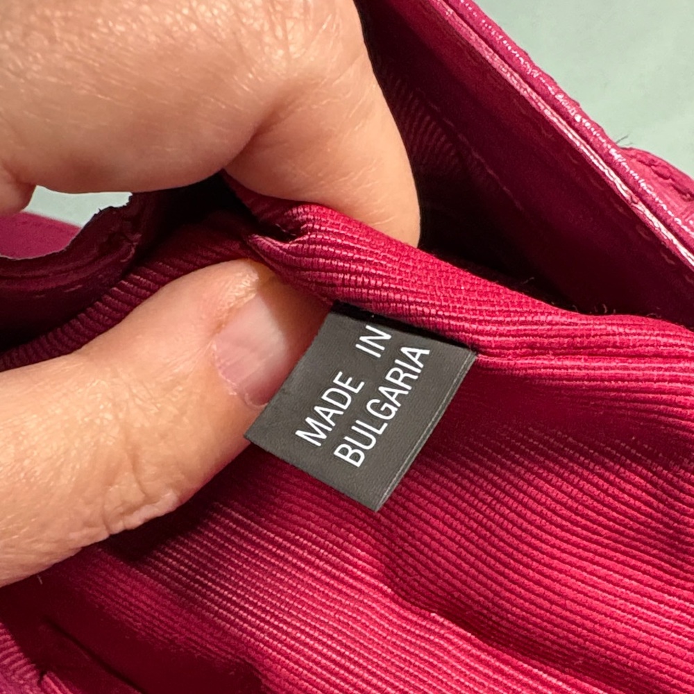 Furla Fuchsia Pink Saffiano Leather Gialla Satchel Handbag Crossbody EUC - Picture 14 of 14